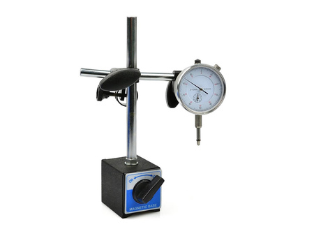 Czujnik zegarowy 10/0,01 mm na statywie magnetycznym (walizka) (10)