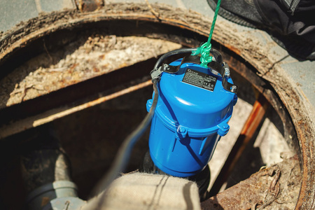 Pompa rozdrabniacz WQD-10-8-0,55 do brudnej wody /zielona/