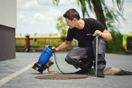 Pompa rozdrabniacz WQD-10-8-0,55 do brudnej wody /zielona/