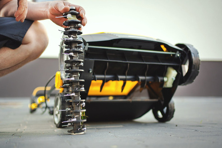 Aerator / wertykulator 2w1 38cm 2300W JG