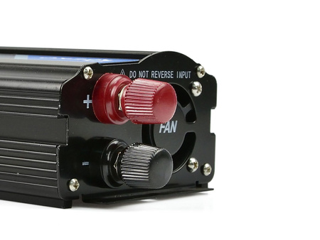 Samochodowa przetwornica napięcia 12V/230V 500W/1000W