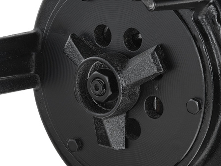 Pompa rozdrabniacz z nożami tnącymi