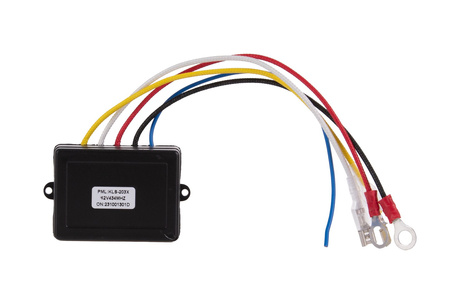 Wyłącznik-pilot do wciągarki elektrycznej 12V 3500LB G81704 (1)