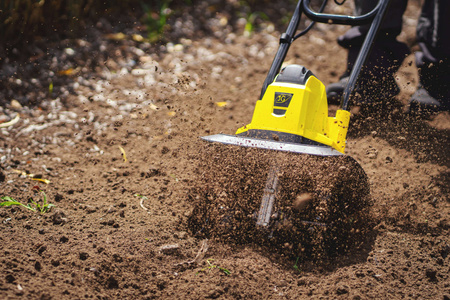 Elektryczna glebogryzarka-kultywator 32cm JG