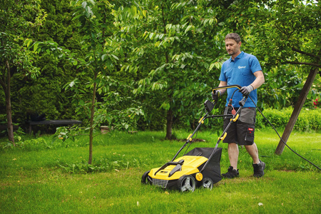 Aerator / wertykulator 2w1 38cm 2300W JG