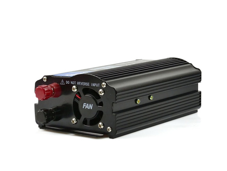 Samochodowa przetwornica napięcia 12V/230V 350W/700W