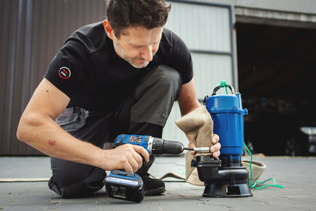 Pompa rozdrabniacz WQD-10-8-0,55 do brudnej wody /zielona/