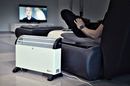 Grzejnik konwektorowy z termostatem 2000W